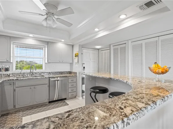 5300 Highway A1a APT 401, Vero Beach, FL 32963