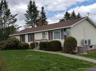 381 Williams Rd, Newport, ME 04953