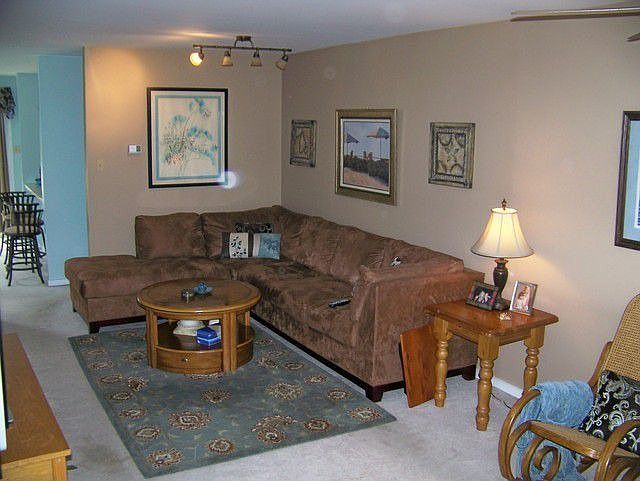2nd image of 3701 Davis Ct