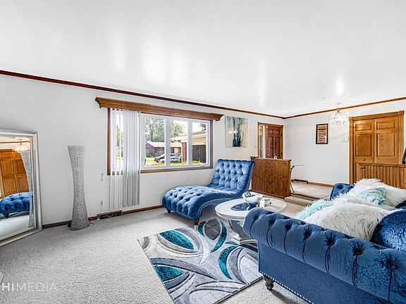 5th image of 2820 W 63rd Ave