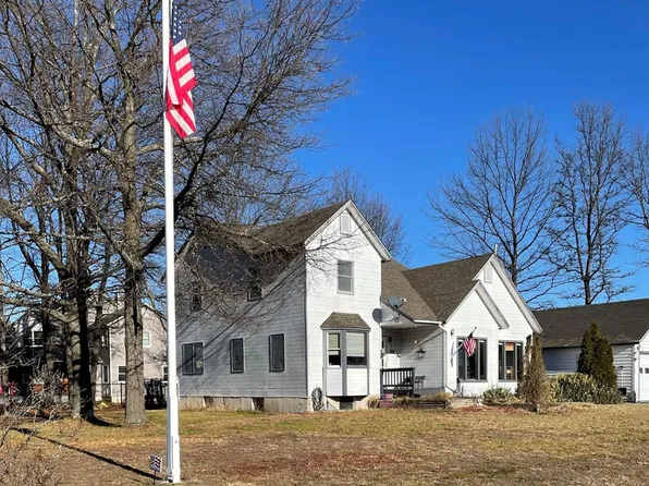 1 Derek Dr, Keeseville, NY 12944