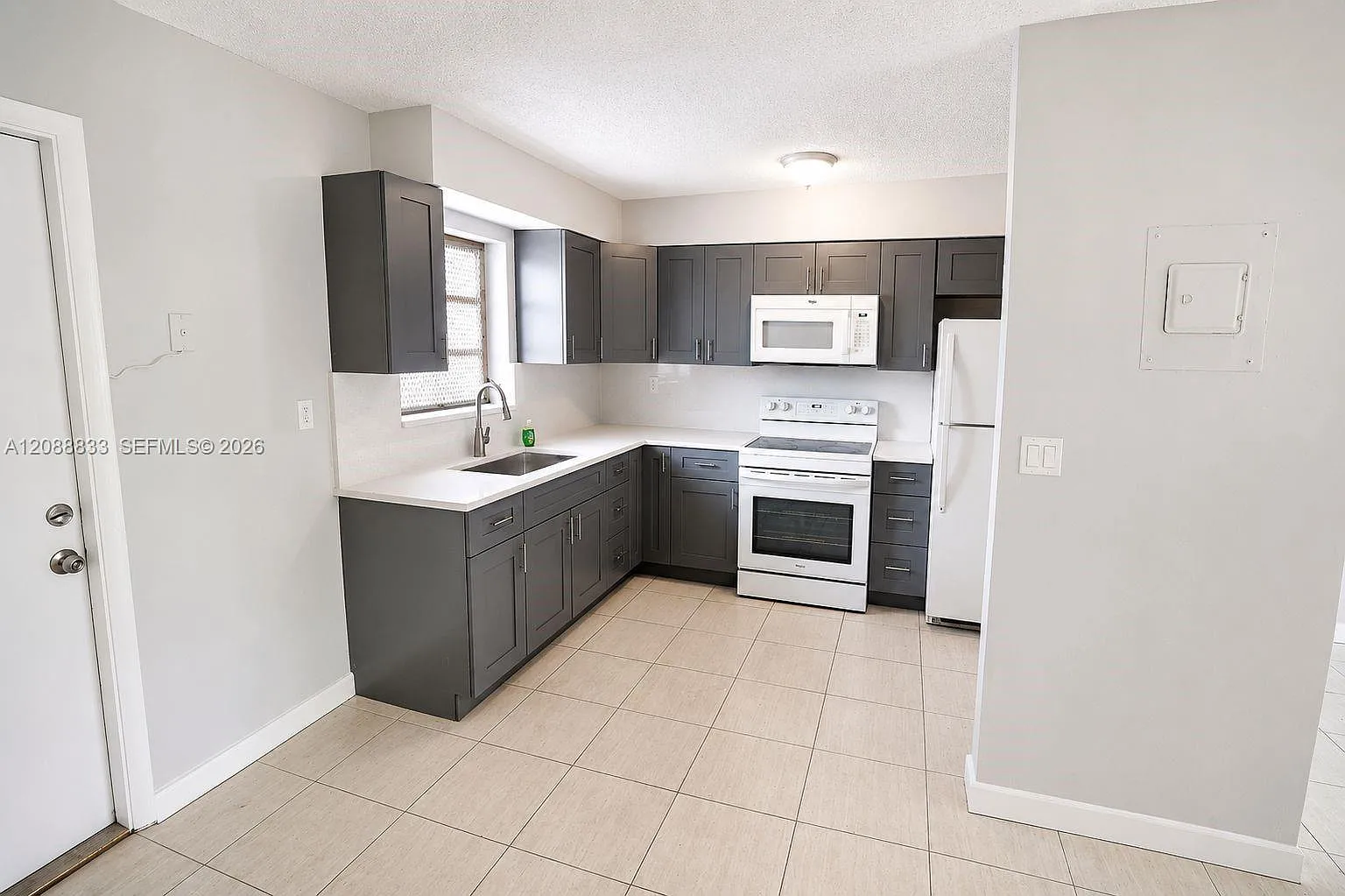Midland 1st Add — Photo 2