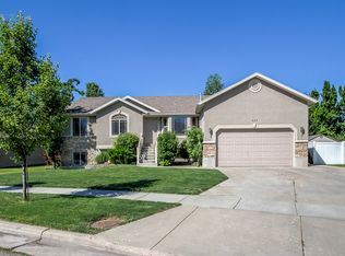672 S 600 E, Layton, UT 84041