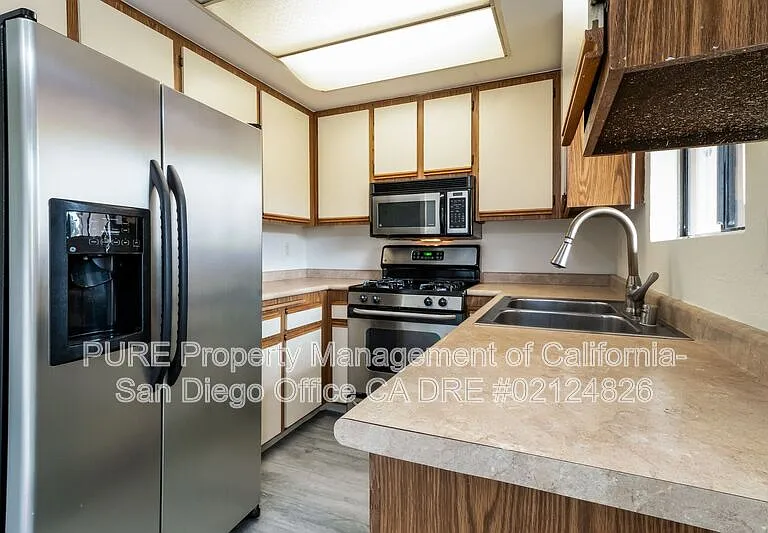 3888 San Ramon Dr #20 — Photo 3