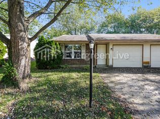 6477 Rolling Glen Dr, Dayton, OH 45424