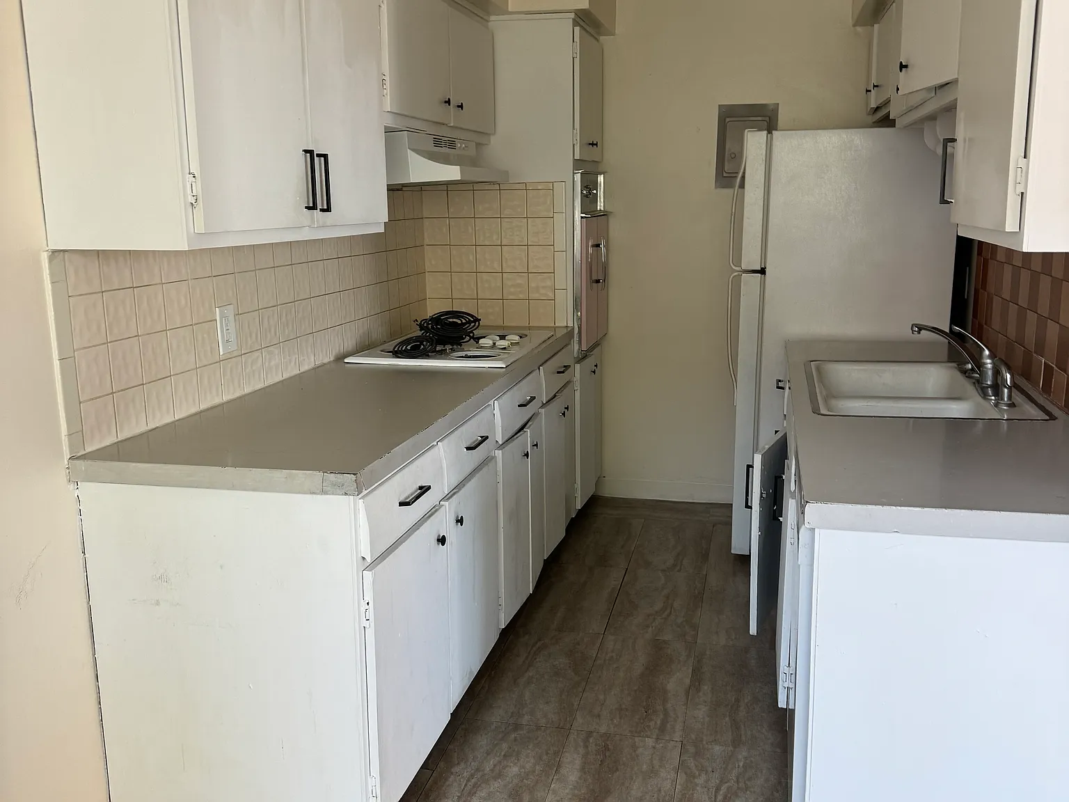 103 W Powers Cir — Photo 4