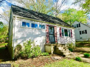 819 Templecliff Rd, Pikesville, MD 21208