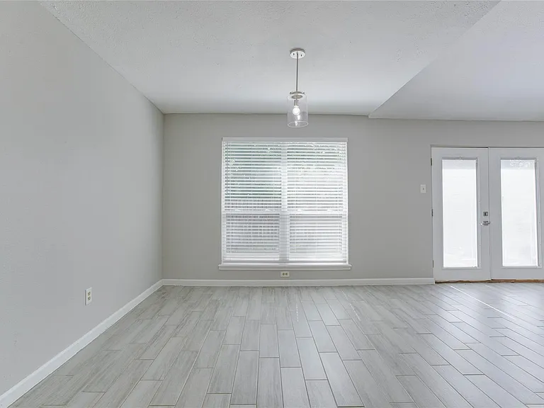 128 N Deerfoot Cir — Photo 13