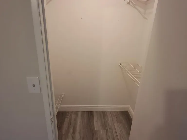 3222 Coral Lake Ln — Photo 16