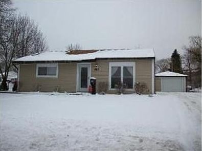 1st image of 417 E Streamwood Blvd