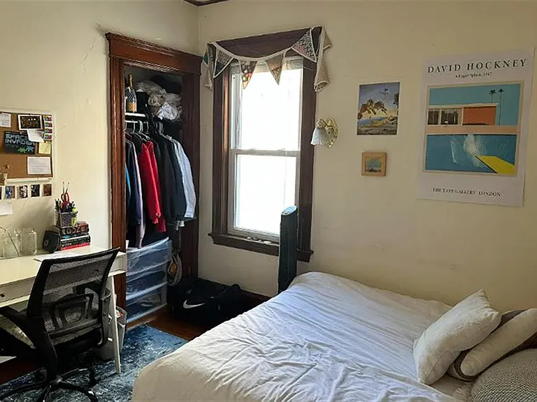 187 College Ave #1 — Photo 3