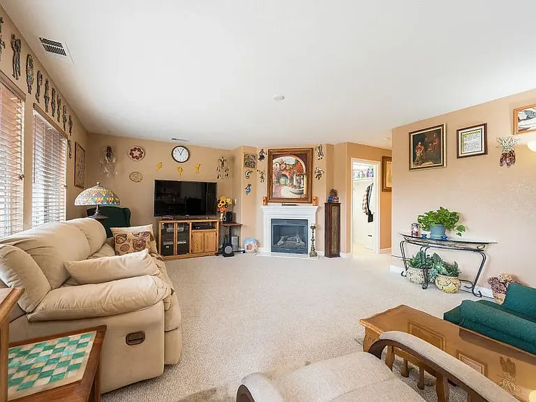 1114 Conception Dr — Photo 1