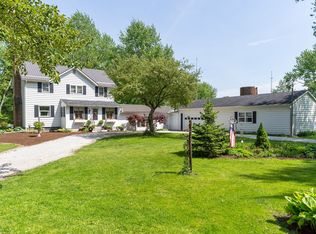 9941 Cross Station Rd, Girard, PA 16417