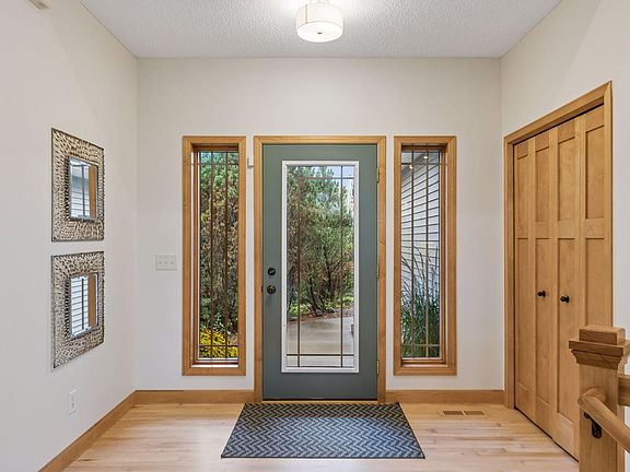 5th image of 4315 Canby Ave