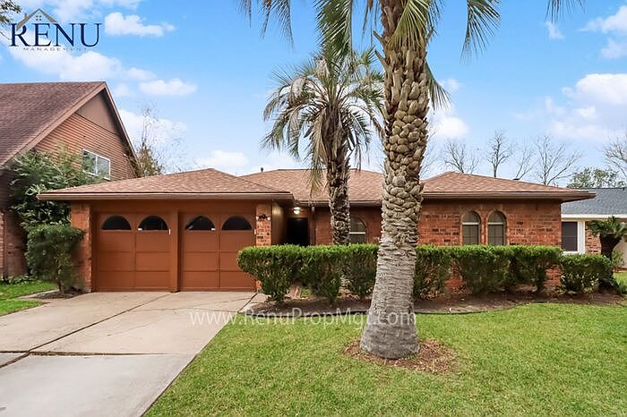 1st image of 807 Voyager Dr