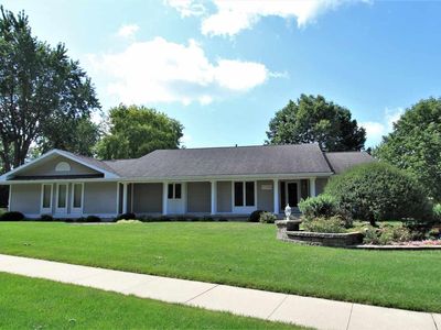 2320 W 8th St, Cedar Falls, IA, 50613