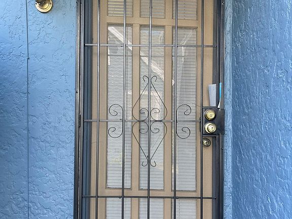 3rd image of 2019 N Wilson Ave