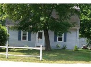 203 School St, Woburn, MA 01801