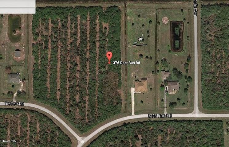 2nd image of 376 Deer Run Rd