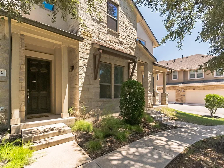 13800 Lyndhurst St #221 — Photo 39