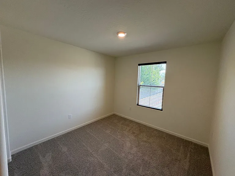 1900 Oaks Fall Ct — Photo 7