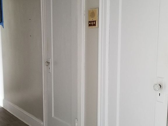 4th image of 33-54 28th St #2