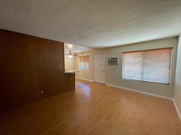 3rd image of 538 E Palmer Ave APT 3