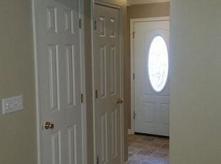 1002 Ashwood Dr, Auburn, IN 46706