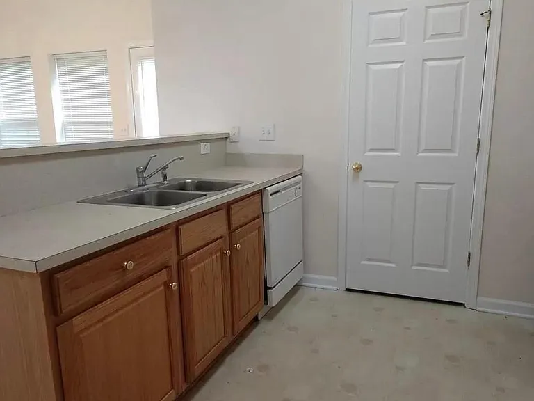 4058 Glenlea Commons Dr — Photo 15
