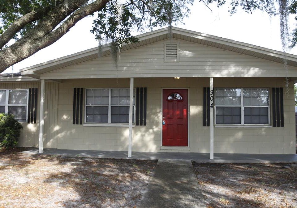 1st image of 304 Taylor Blvd