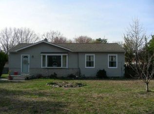 114 Colonial Dr, Egg Harbor Township, NJ 08234