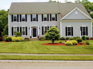 39 Howarth Dr, Upton, MA 01568