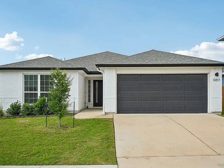 9813 Eloquence Dr — Photo 1