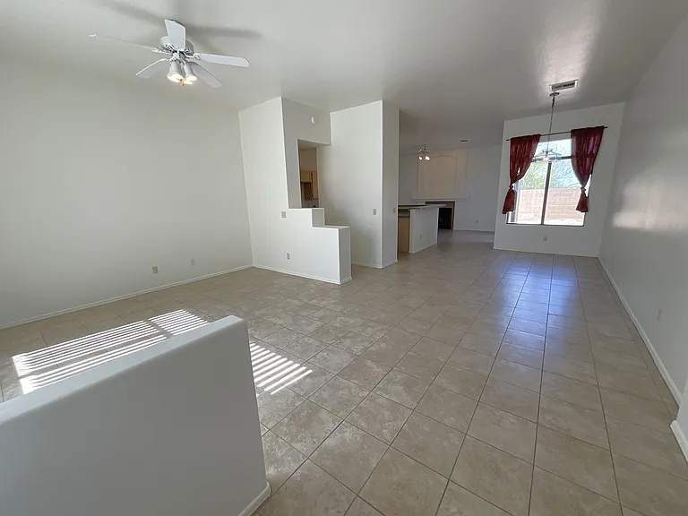 177 N Cheesebrush Ave — Photo 3