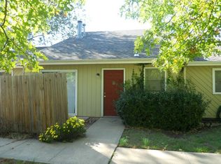 3608 Westridge Dr APT B, Lawrence, KS 66049
