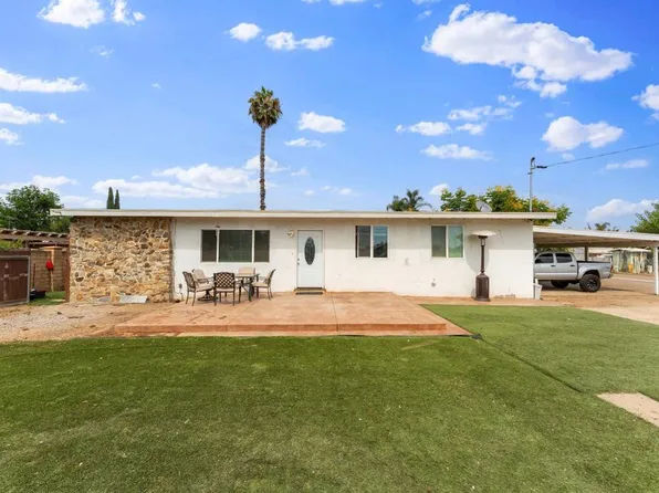 1045 Howard Ave, Escondido, CA 92029