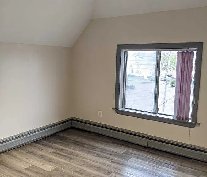 28-30 Connecticut Blvd #3 — Photo 15