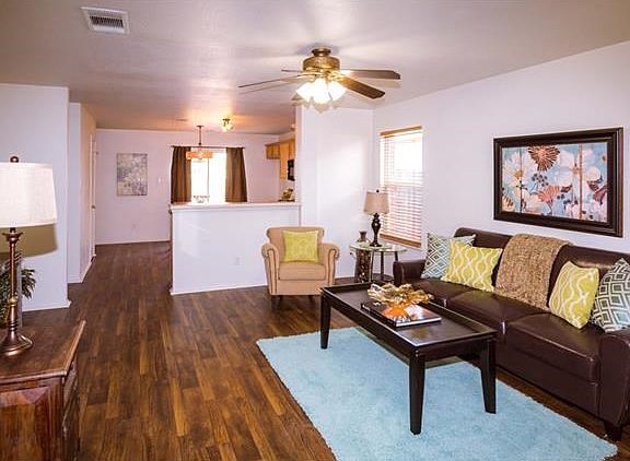4th image of 14304 Harcourt House Ln