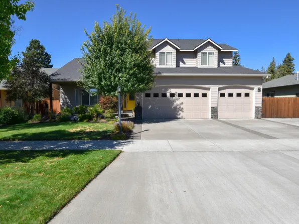 237 SE Soft Tail Dr, Bend, OR 97702
