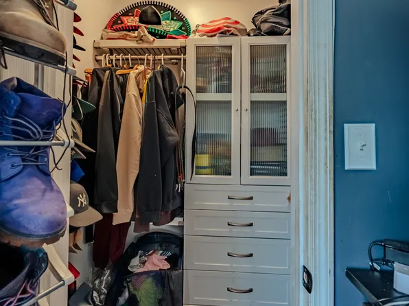 86 Van Siclen Avenue image 8 of 13