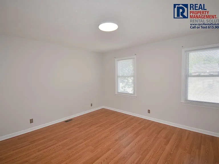 1818 Lexington Trce — Photo 14