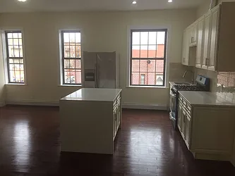 Rented by Real Estate Concept Group Inc