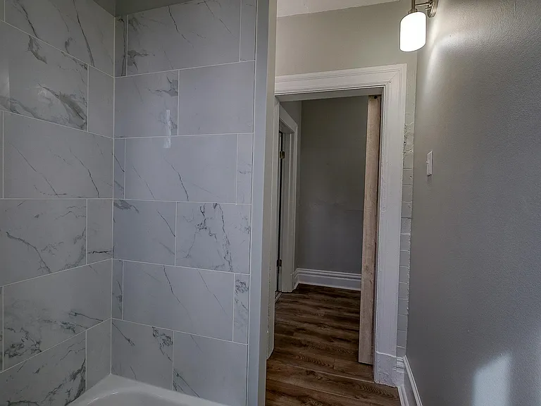 220 Shetland St — Photo 7