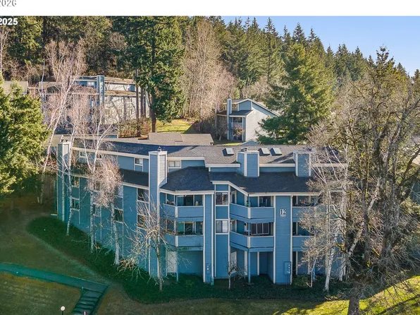 10186 SE Talbert St, Clackamas, OR 97015