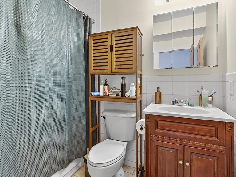 7 Chesterton St #3 — Photo 8