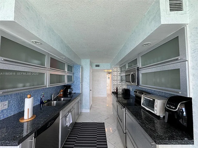 2751 S Ocean Dr #1204S — Photo 18