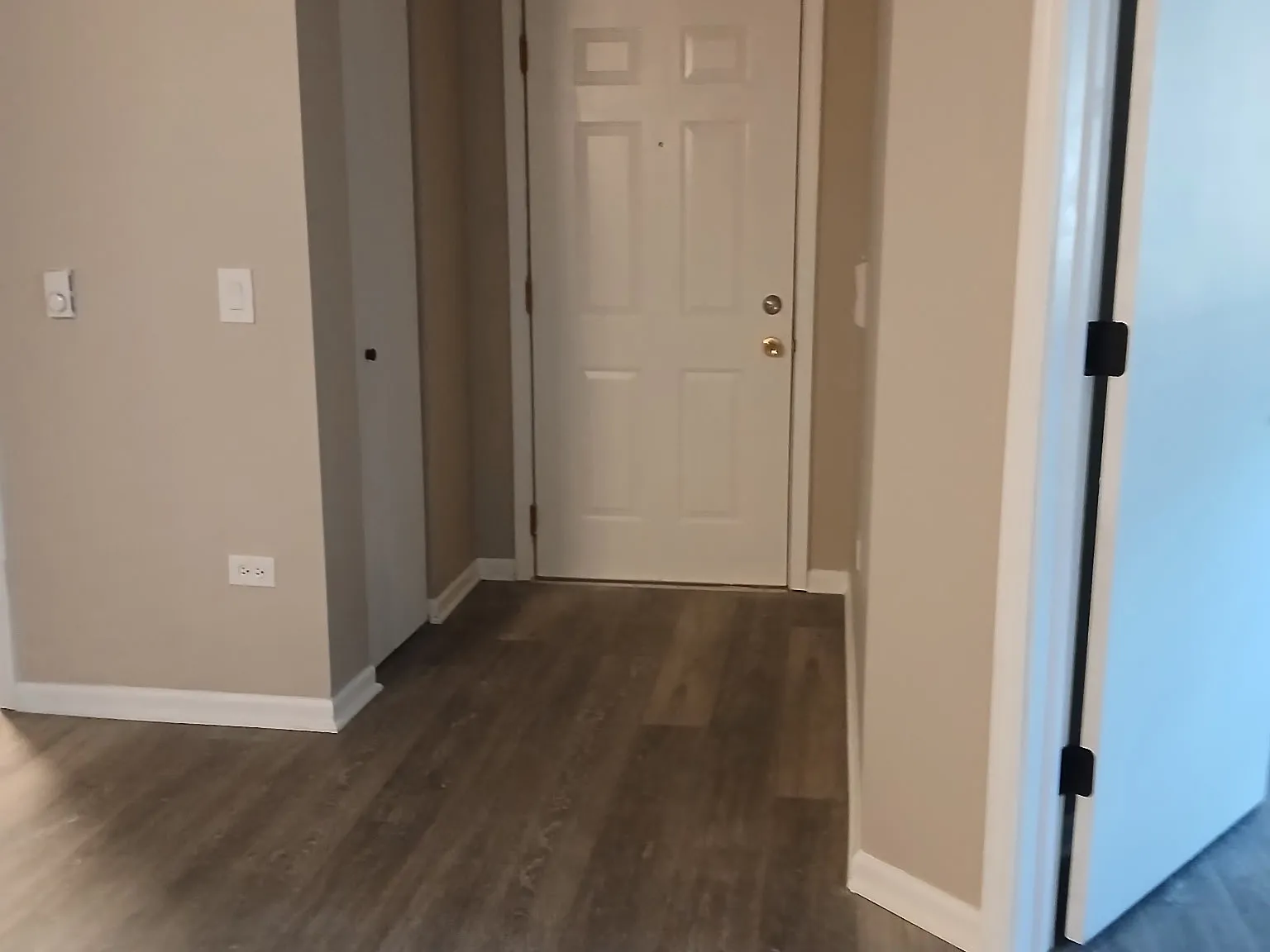 2 bed, 900 sqft, $1,450 — Photo 3