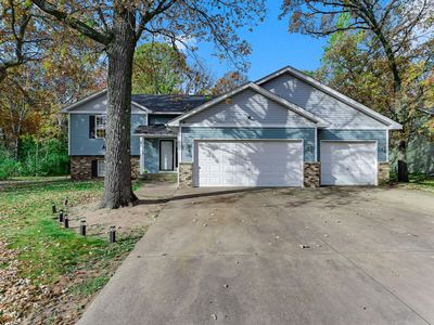 38470 Glacier Dr, North Branch, MN, 55056