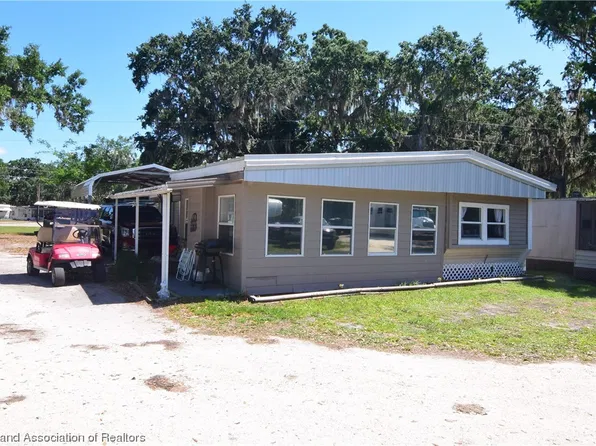 32 Henderson Rd, Lake Placid, FL 33852