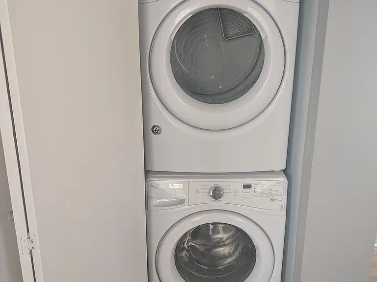 In-Unit Washer Dryer